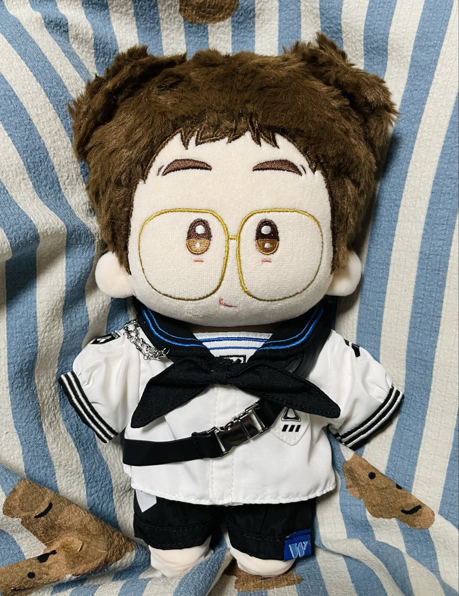 zeuslolbest's tweet photo. 머리큼. 근데 조형? 외형이 둥글고 예쁨. 만족. 포징도 잘됨. 귀도 솜채워줌.대두��것빼곤 만족도⭐️⭐️⭐️ https://t.co/pYnCO5RqbK
