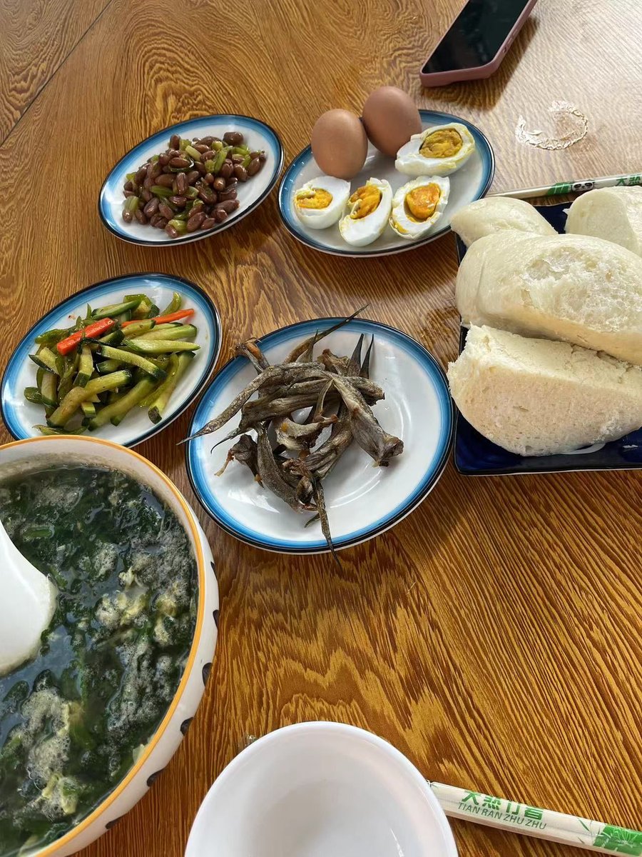 wovlfdla's tweet photo. コントロールが難しい今日の天気、コンのために咸豆を炒めよう。 https://t.co/J4bCQzBDbf