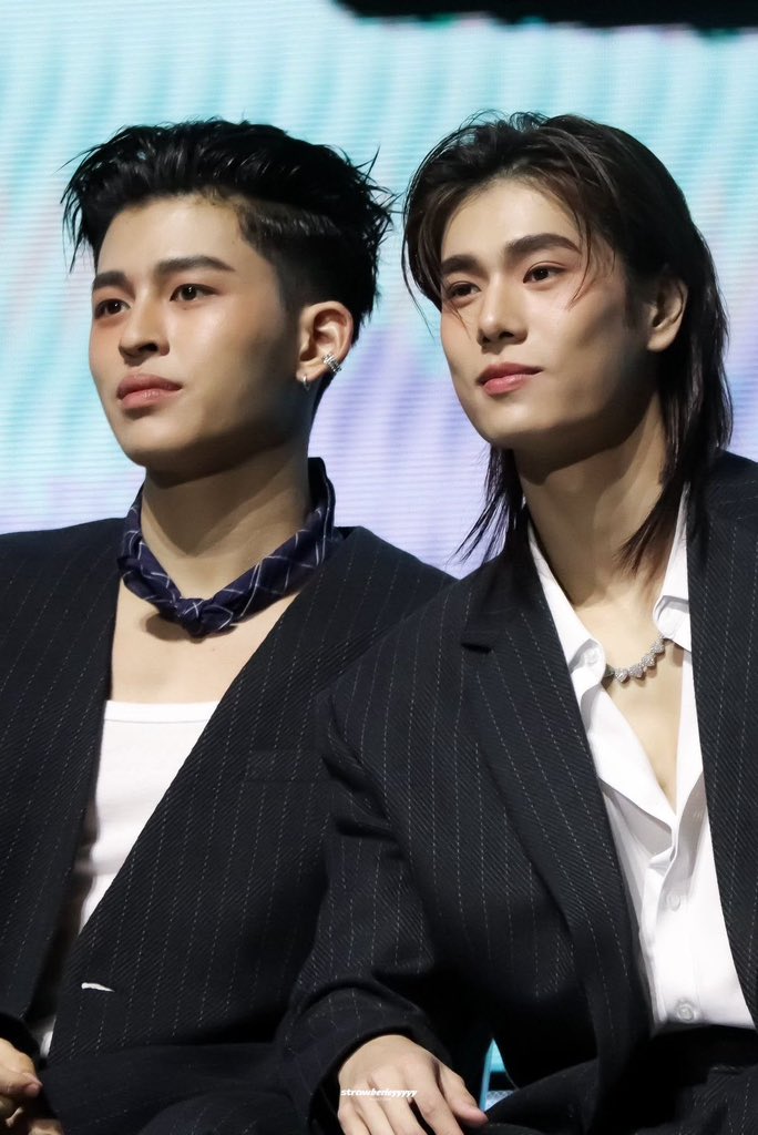 bluebluebuu's tweet photo. นี่ก็ให้สิ่งนี้เป็นตำนาน ปอนด์อันเดอร์คัท ภูวินผมยาว https://t.co/HdfOfZ2LxX