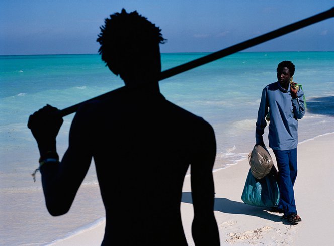 eyeonaxis's tweet photo. Monochrome in blues by Viviane Sassen

Fantastic work with the whole composition being built around the blue tones, and using the dark silhouette of one subject to frame the other one. https://t.co/VDOOkozVH5