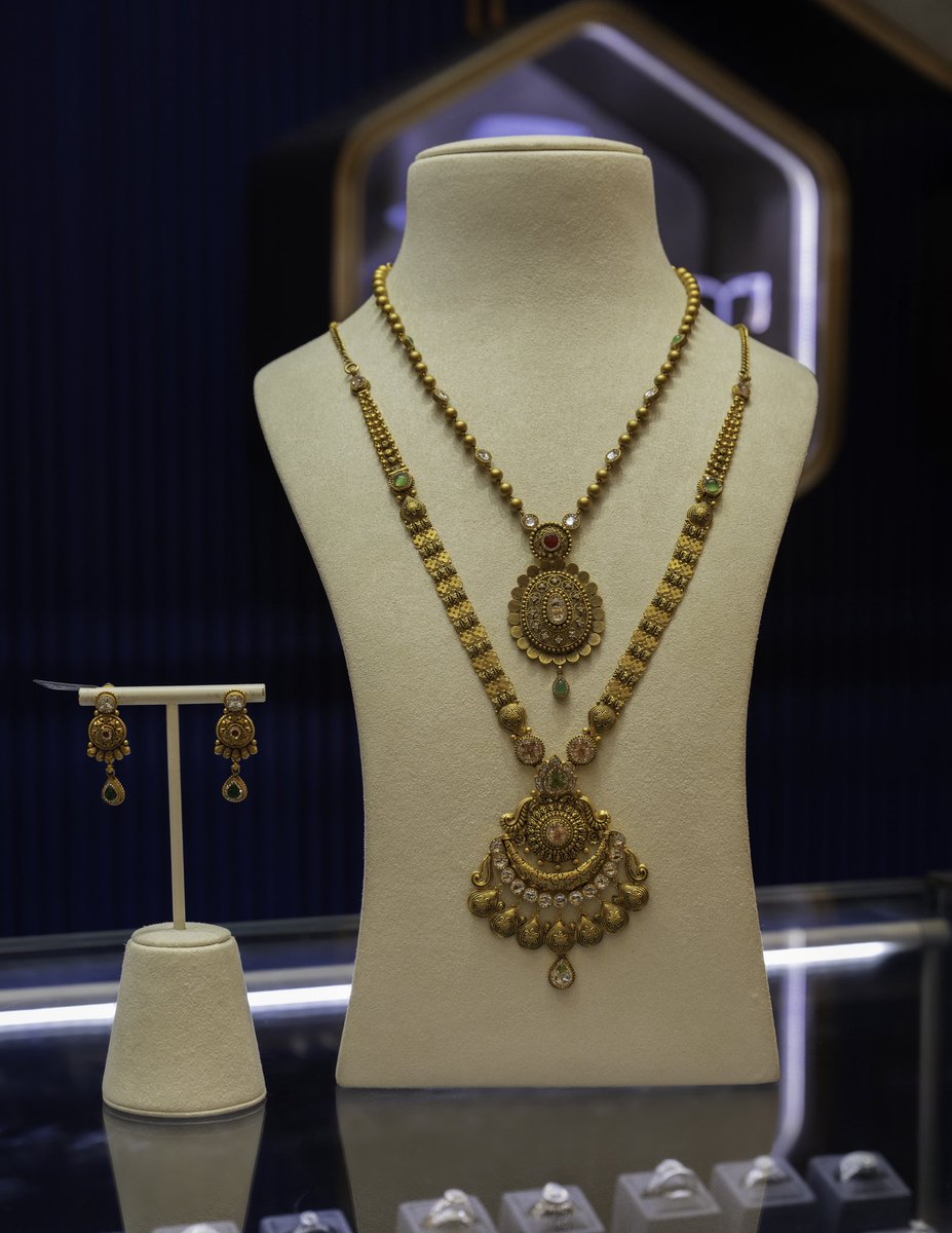 DalmaMall's tweet photo. Some things are more than jewellery. They carry meaning, celebrate milestones and become part of your most treasured memories. ✨

Discover timeless gold and diamond creations at Malabar Gold &amp; Diamonds

📍First Floor, DalmaMall 

#Jewellery #Exquisite #DalmaMall #InAbuDhabi https://t.co/AR5suNsvNZ