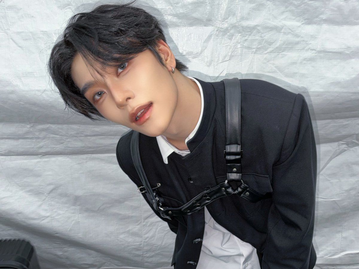 ALD1_official's tweet photo. 🧏‍♂️

#ALPHADRIVEONE #ALD1
#알파드라이브원
#XINLONG #씬롱 https://t.co/0RB3ICLHAI