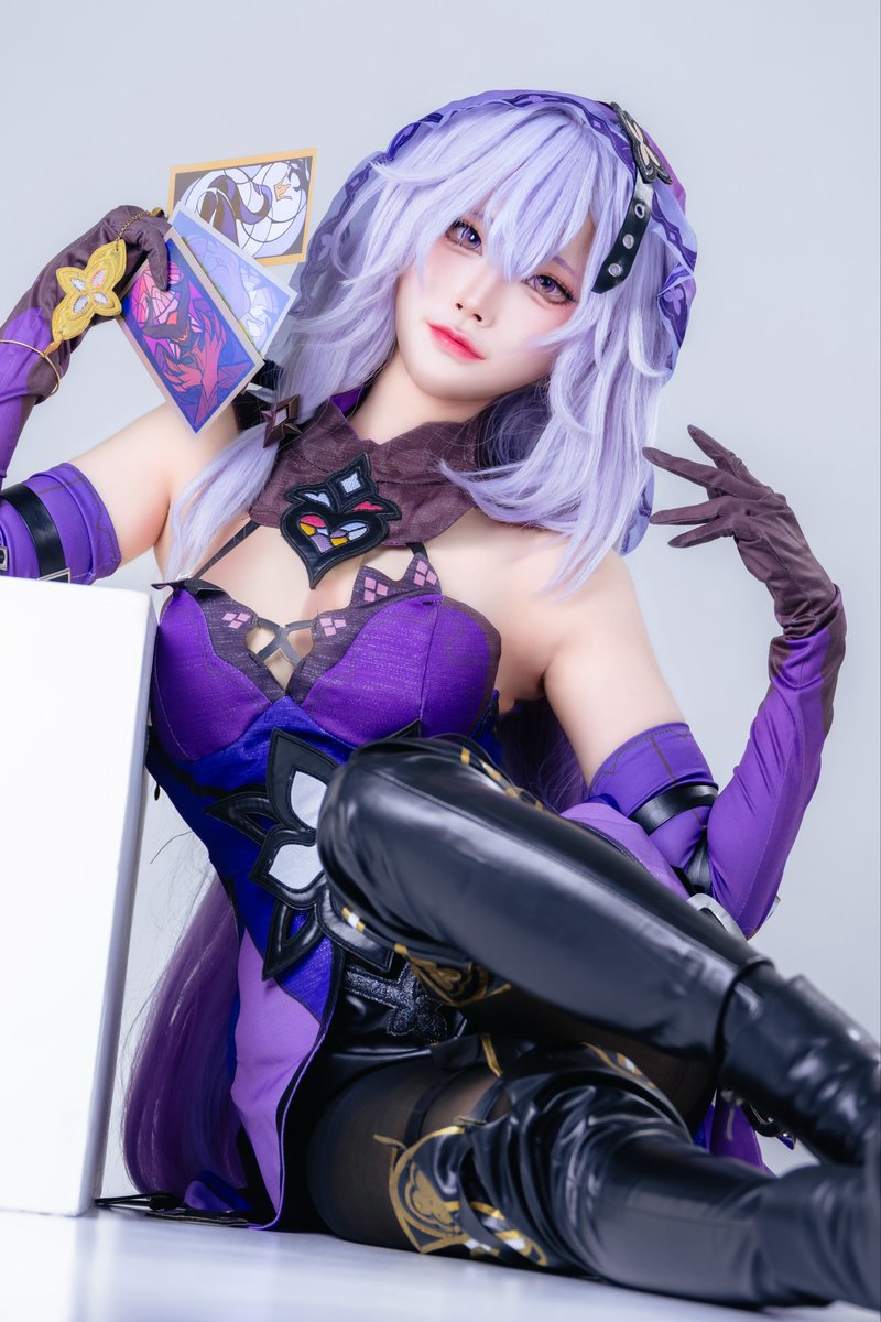 suidayo00o_cos's tweet photo. アップ気味もみてほしい
ブーツカバーのツヤ感がめっちゃよくない？ https://t.co/ZvtoiFsp44