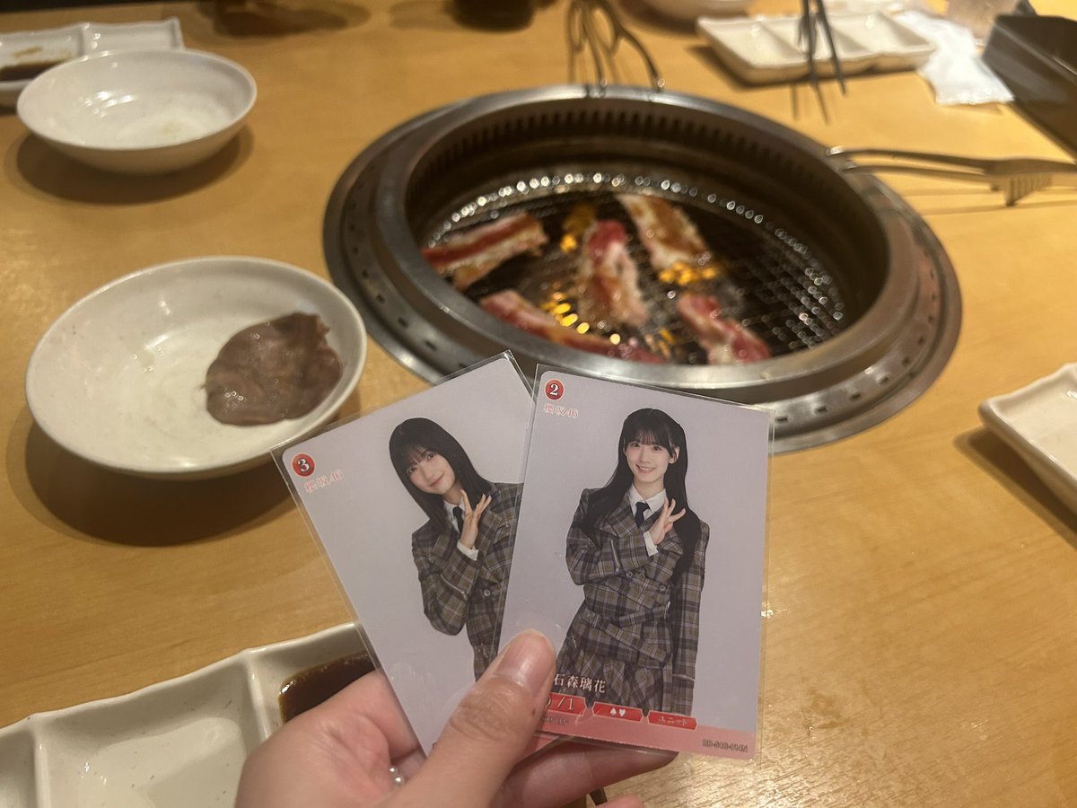 KM_heart33's tweet photo. 家族で焼肉🥩🔥 https://t.co/Xq3ZCoKxle