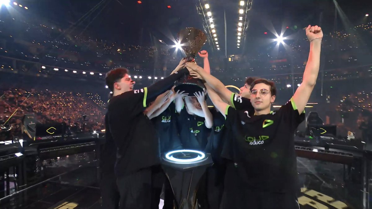 pprxteam's tweet photo. at least we lost to the Champions 🥲 Congratulations @LOUDgg 🥳🔥 https://t.co/jXg8evtVqu