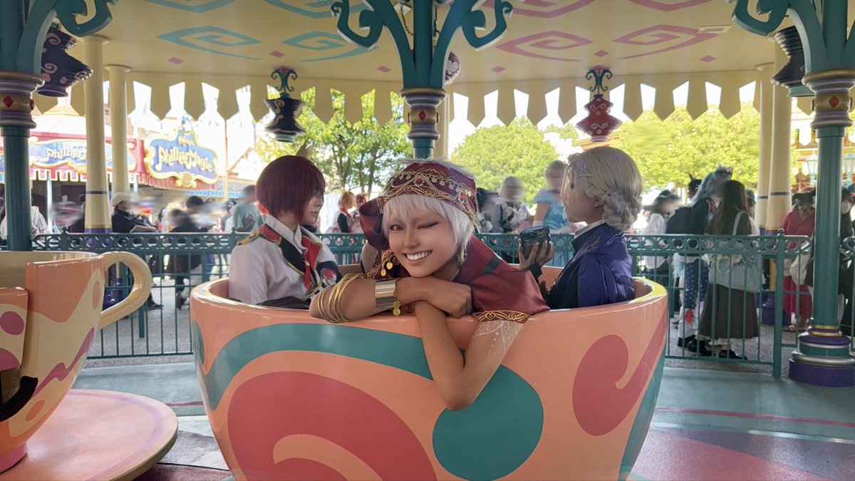 Alice_Heart_i's tweet photo. お前も一緒に乗るか？

#Dハロツイステ 
#Dハロ仮装2026 https://t.co/GBRj414K3x
