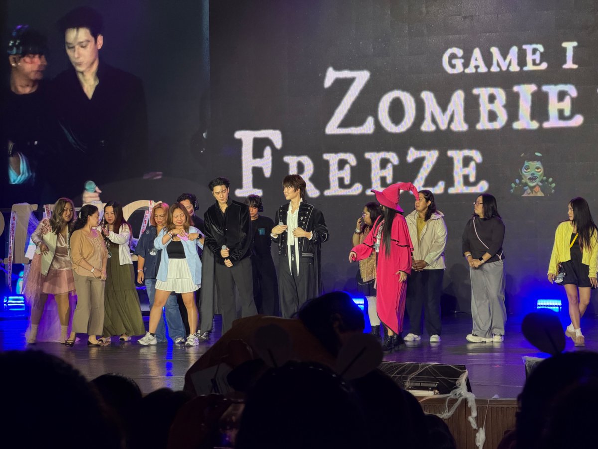 kmusify's tweet photo. 261018: KENGNAMPING FAN MEETING IN MANILA 

Tell me you're lucky without telling me you're lucky.

Lucky Ohohs on stage with Kengnamping! 🥰

Presented by @wishusluckent 

#KengNampingFMinManila
#KengNamping 
#KengHarit #nampingster
#Domundi #WishUsLuckPH https://t.co/sE1td6raJj
