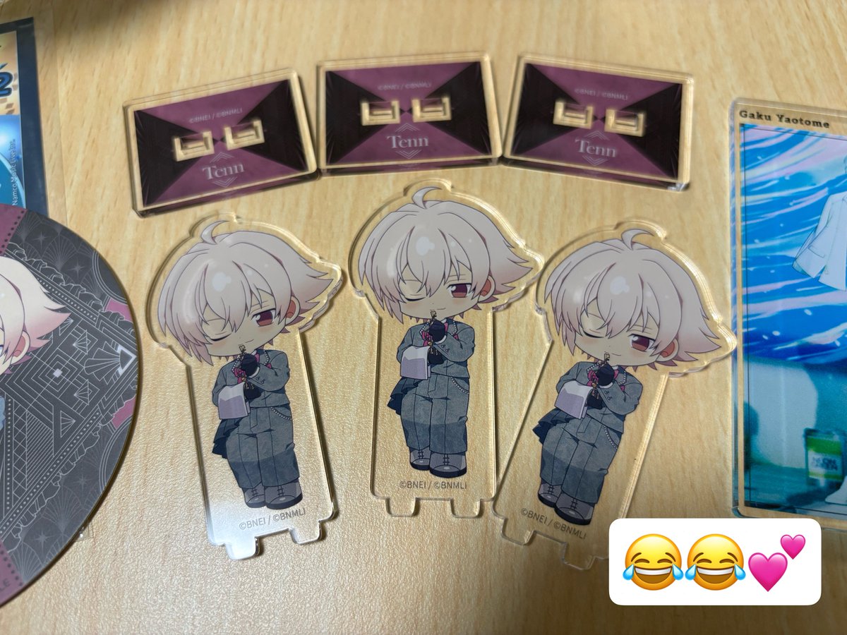 asasaid7's tweet photo. アニカフェ時品切れで予約してたグッズもついでに受け取ってきたんですけど、アクスタ全てんてんだた😂😂😂😂😂
コースターもてんてん😂😂😂
てんてんデーだ😂😂😂😂😂
これみよがしに飾っちゃろ😂😂😂😂😂 https://t.co/0yMPOVcOHS
