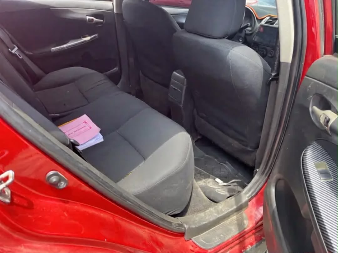 AngelAnon12's tweet photo. 2010 Corolla ¢54.5k

1.8L solid
100k+ miles
Key
Fabric seats
Infotainment
AC
Solid suspension 

Buy and drive

Dansoman 
2k commission 
Tii
https://t.co/4YETfgaXuy https://t.co/UK87i8foRr