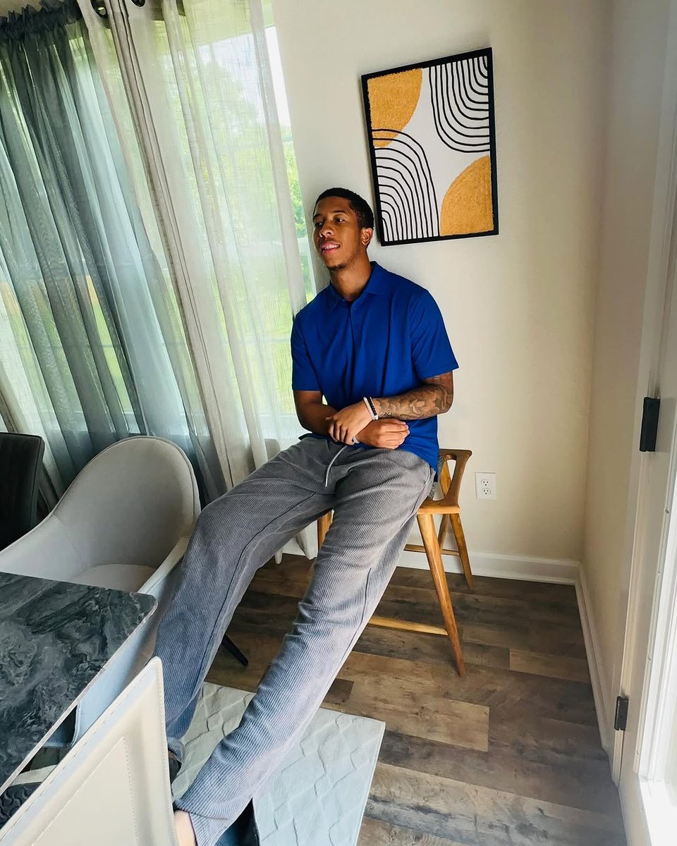 VioletHall9t9's tweet photo. Excited to be doing a special Mystery Box Giveaway with my Antigua Apparel fam! They always get me right 🔥 Winner will receive 4 great products from them- maybe even some of my faves 👀 

To enter, be sure you’re following myself and @antiguaapparel  and let us know what https://t.co/mOfz8TmBfg