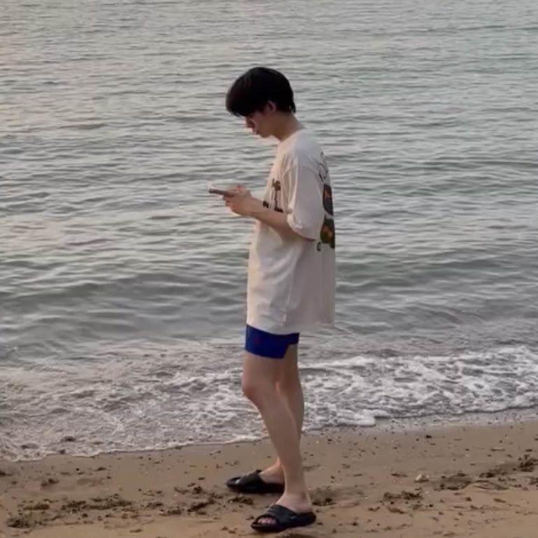 r3dm0chi's tweet photo. ตัวแค่นี้เป็นปะป๊าน้องเติ้ดเฉยเลย https://t.co/dLP5q4kPZQ