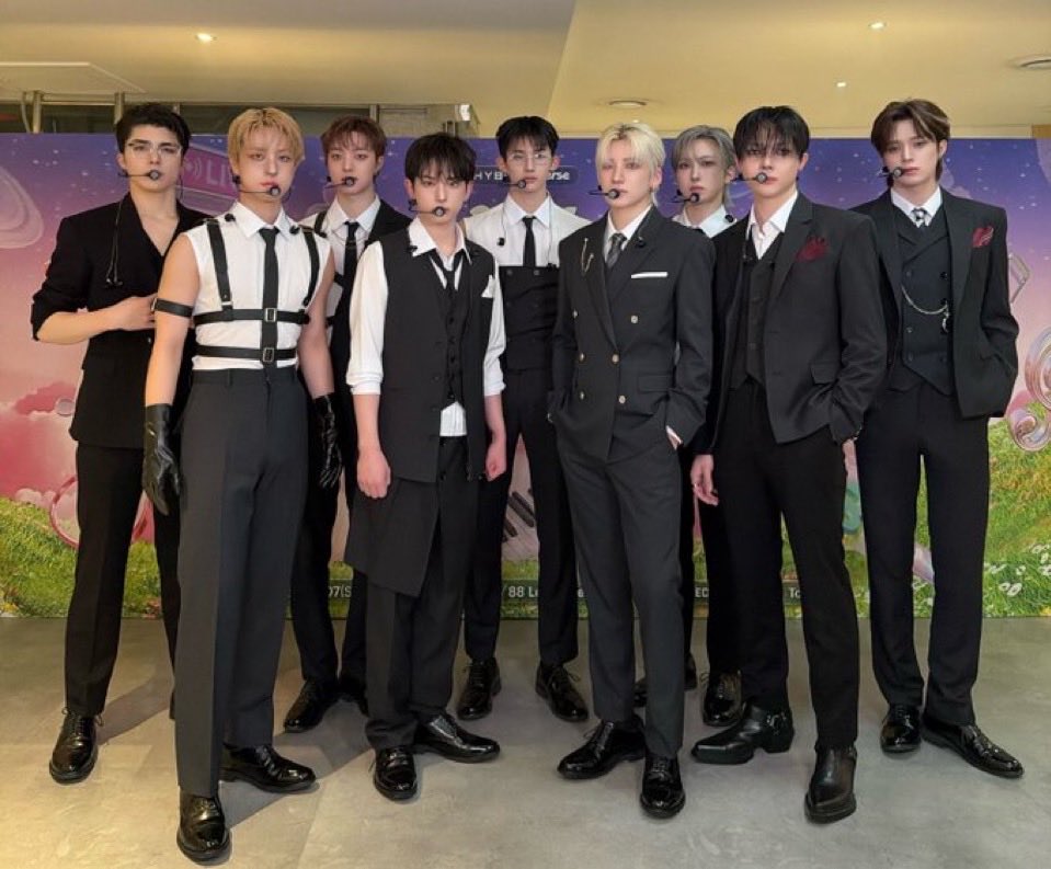 moniiii_en9's tweet photo. 毎日🗳🌙ﾌｧｲﾃｨｰﾝ(*•̀ㅂ•́)و✧
私は #2026MAMAVOTE の FANS' CHOICE MALE で #andTEAM に投票します！ https://t.co/USaXsFLTgc