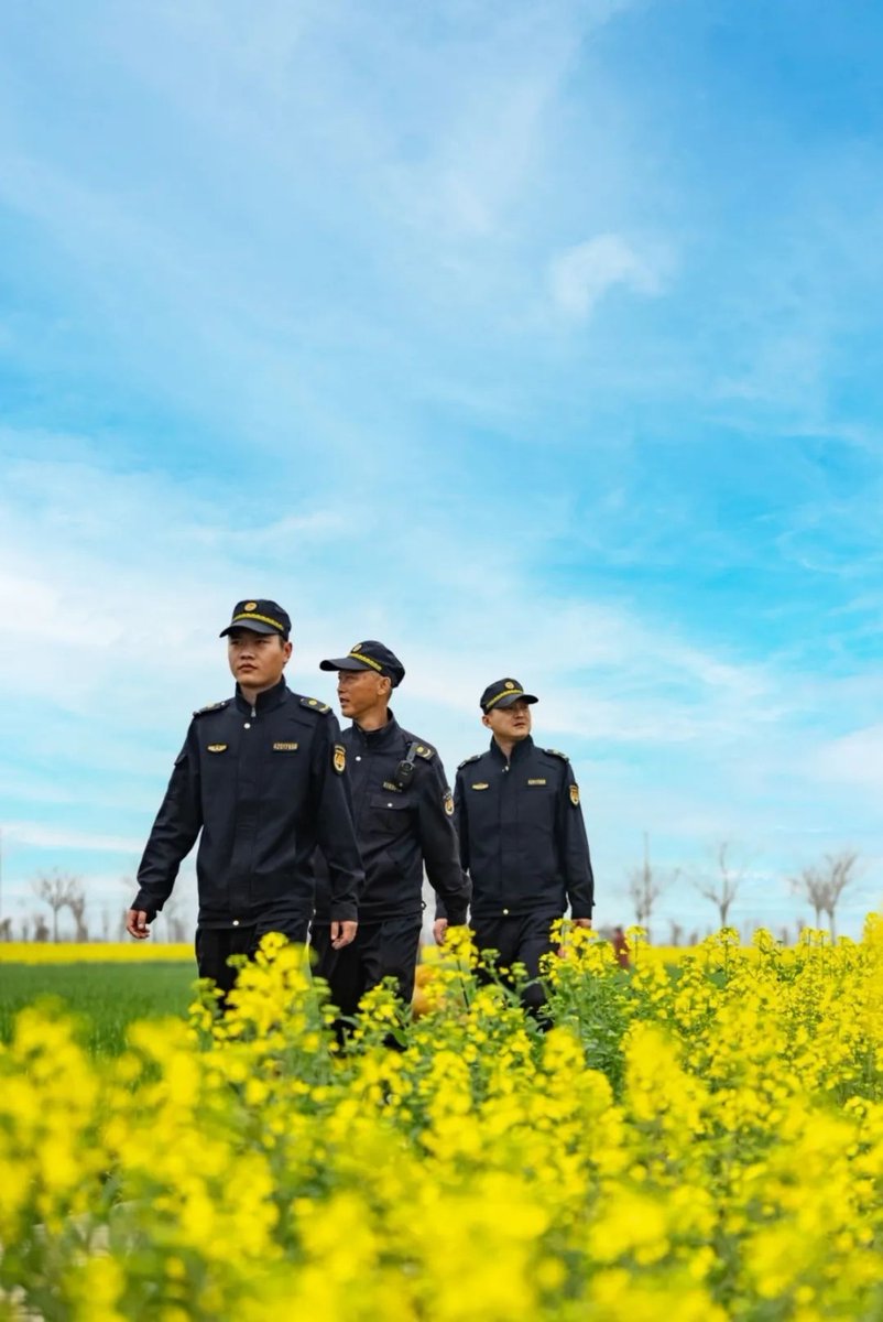 BEST_PREFER's tweet photo. [楽しい日々を影で守り、警備の任務に邁斗する！今日も使命感を持って前進するぞ！]， https://t.co/YCkKfsOEaw