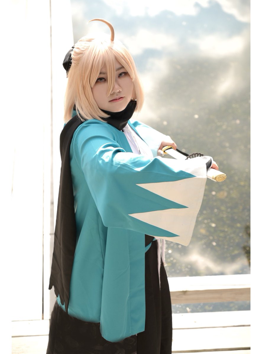 amefox5963's tweet photo. FGO コスプレ 沖田総司(セイバー)

*.·┈┈┈*.·┈┈┈*.·┈┈┈*.·┈┈┈

「どこに行くつもりですか？

                 逃がしませんよ。」

*.·┈┈┈*.·┈┈┈*.·┈┈┈*.·┈┈┈

#YURiコス
📸様▶︎@gatochima_c https://t.co/cPBGFrQTHX