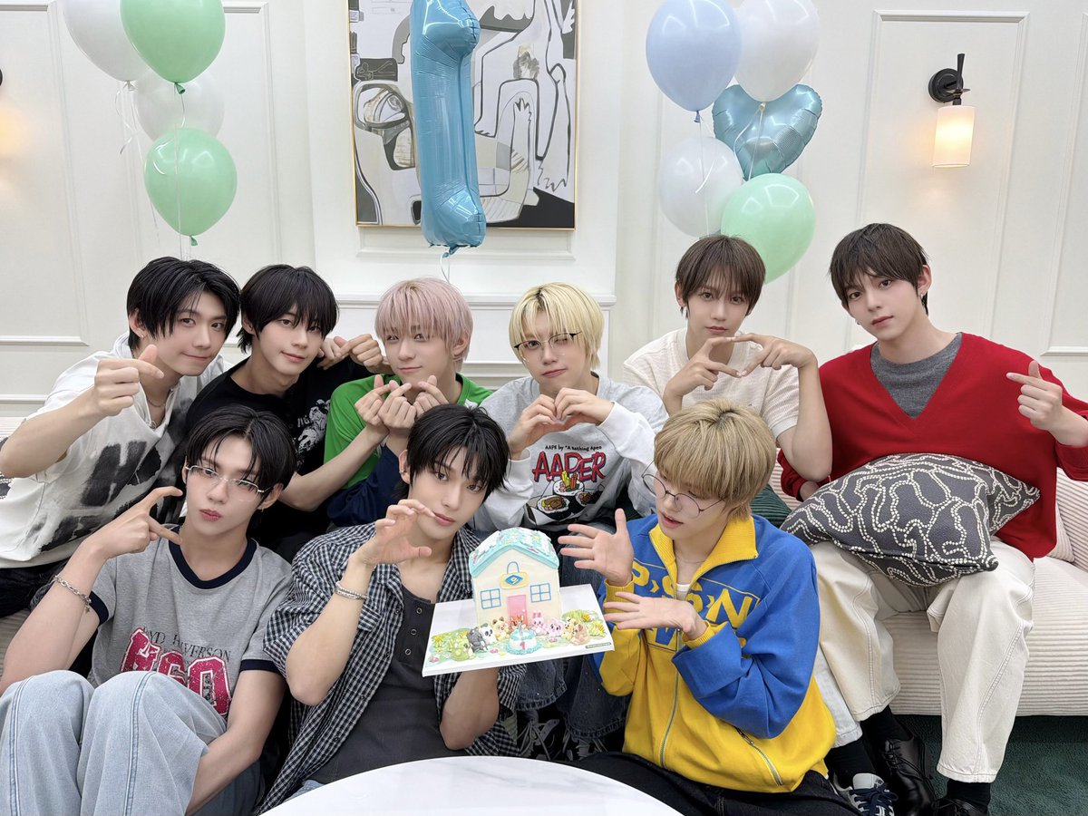 icaame0419's tweet photo. [1 repost = 1 post = 1 vote ]

 I vote #AHOF for fans' choice male at the #2026MAMAVOTE https://t.co/UgPMCLz5WD