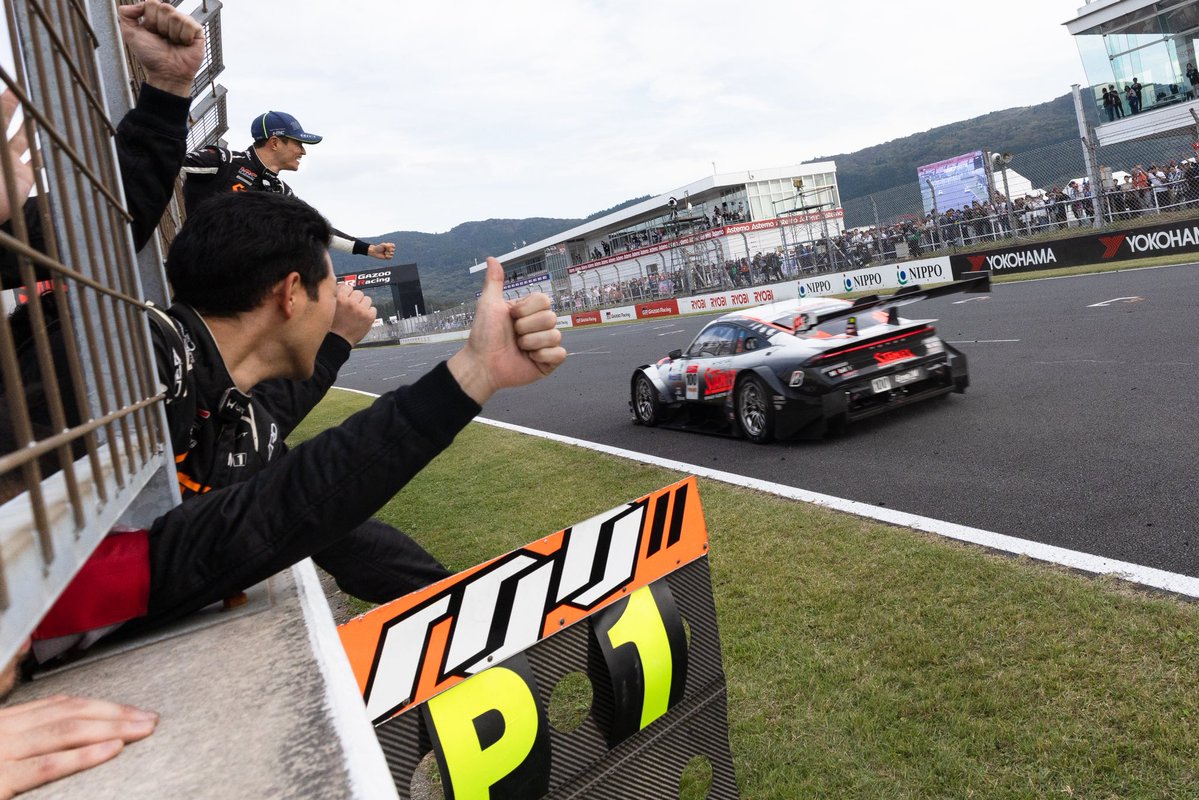 HondaJP_Live's tweet photo. #SUPERGT Rd.7
オートポリス 決勝正式結果
 
100号車が優勝🏆
Honda HRC PRELUDE-GTが4連勝✅
 
優勝　100号車 STANLEY TEAM KUNIMITSU（山本尚貴／牧野任祐）
6位　8号車 Team HRC ARTA MUGEN（太田格之進／大津弘樹）
9位　16号車 ARTA MUGEN（野尻智紀／佐藤蓮）
12位　64号車 Modulo Nakajima Racing（大草りき／イゴール・オオムラ・フラガ）
14位　17号車 Astemo REAL RACING（塚越広大／野村勇斗）
 
山本尚貴選手🗣️
「牧野選手とチームとみんなで掴んだ勝利です。最終戦に向けHonda HRC PRELUDE-GT初年度に王座を獲得できるように、このチームと一体になって頑張ります」
 
牧野任祐選手🗣️
「今日はレース展開次第で勝つチャンスがあると思っていたので、臨機応変に戦略を組み立てた結果です。TEAM KUNIMITSUの強さを見せつけることができたんじゃないかと思います」