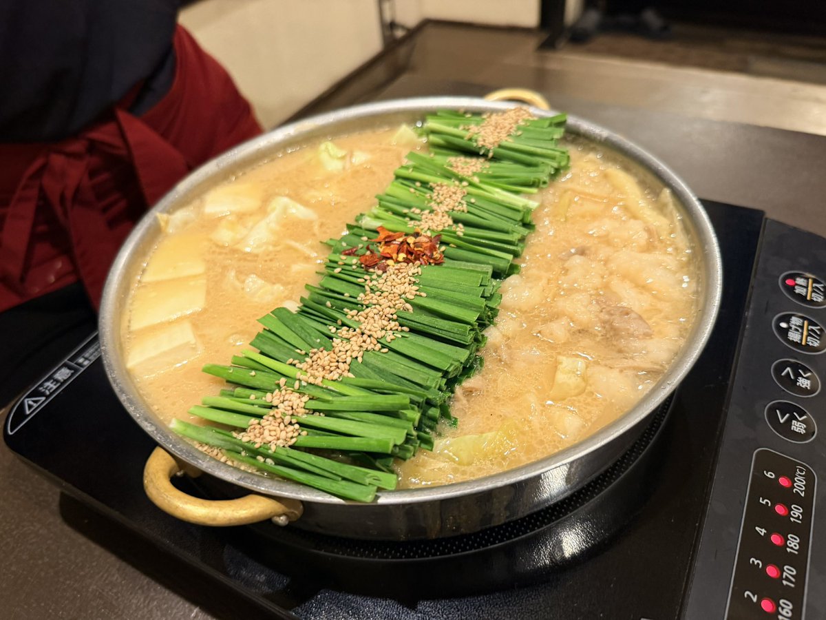 _amakiaki's tweet photo. 福岡旅行の初ご飯
美味しかった🤤 https://t.co/pdJGkRGVXu