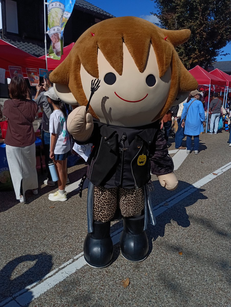 winner2319's tweet photo. 2026 10/18 ご当地ゆるキャラ博彦根　地元のキャラさん!

タボくん・びわけん・あのなひのな・おんせんどろぼう🙏

#ご当地キャラ博in彦根 https://t.co/i7heY90x8i