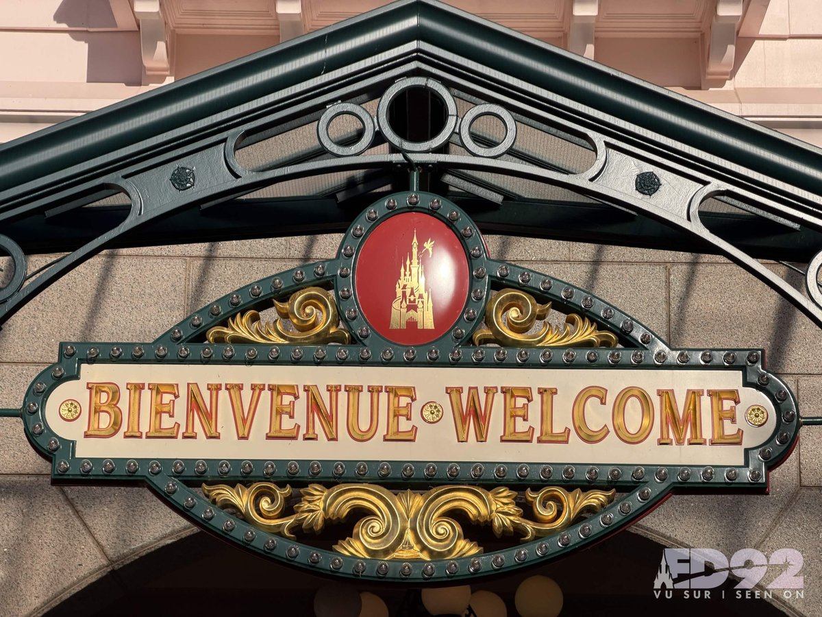 ED92Magic's tweet photo. Let’s spend the day at Disneyland Paris! https://t.co/7sl0AmsFoF