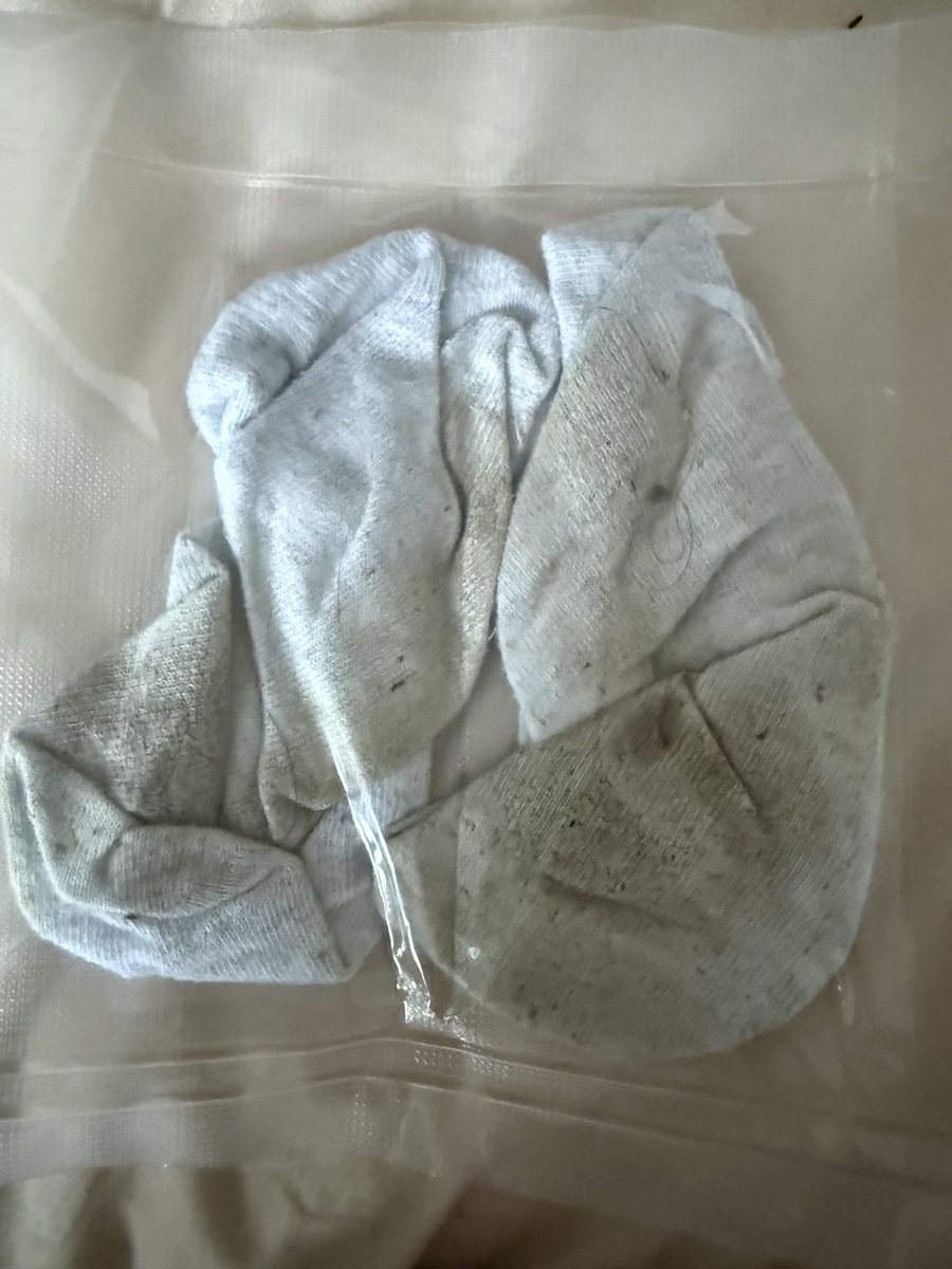 tryme100h's tweet photo. New and old dirty socks! Who wants a smell? #dirtysocks #socks #SOCKSMELLING #feetfetısh #feetworshi̇p #Feets #submission #paypiggy #findom #femdom https://t.co/2FelOTcnBu