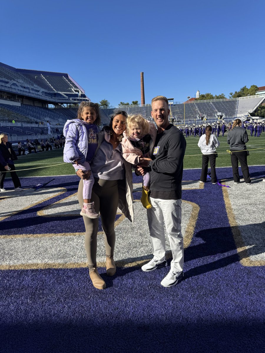 CoachPlungasJMU's tweet photo. #GoDukes https://t.co/P9O8Su8Z6s