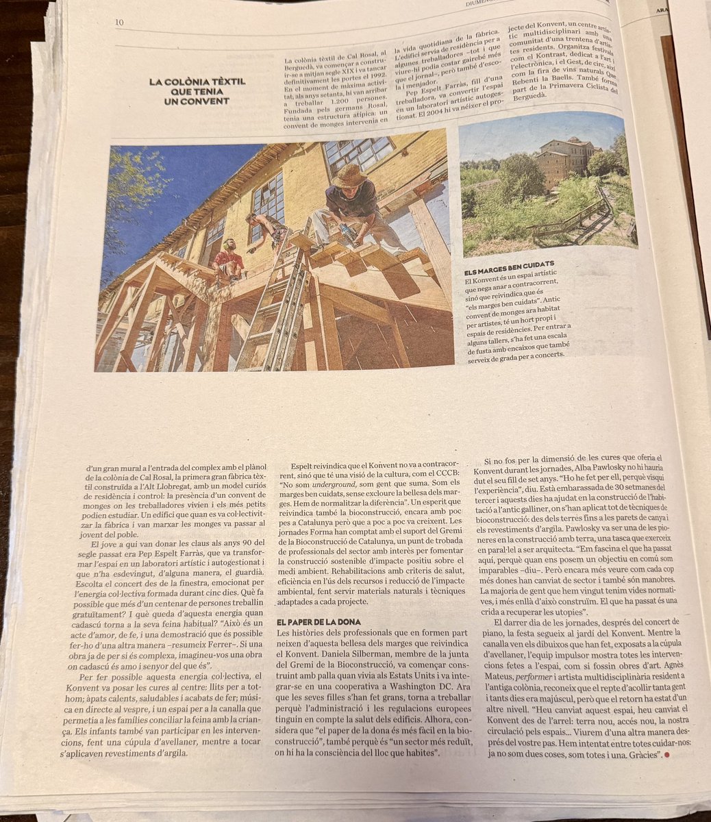 puntzero's tweet photo. «Sis dies construint la utopia». 
Avui, a @diariARA Diumenge, un magnífic reportatge sobre Konvent, bioconstrucció, comunitat i altres maneres de fer.
Text de  @Mariona_Ferrer i fotografies de @nunoperestrelo https://t.co/ydSPcf6ZCg