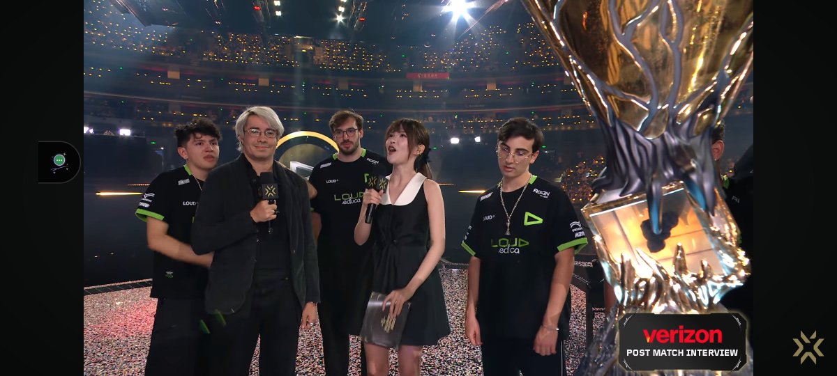 resyncz's tweet photo. Pic 1 keren
Pic 2 keren
Pic 3 anjir siapa yg gamau dilamar di VCT woy congrats
Pic 4 CONGRATSSSS LOUDDDDDD CONGRATSSSS ERDE LUKXO DAVIH DARKER TKZIN !! GOATEDDDD https://t.co/OMkr1OImet