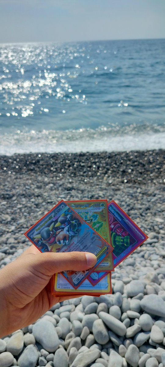 _Haleks5_'s tweet photo. Day 2 in Nice is going well  😂😂 https://t.co/fIDYxS2M7l