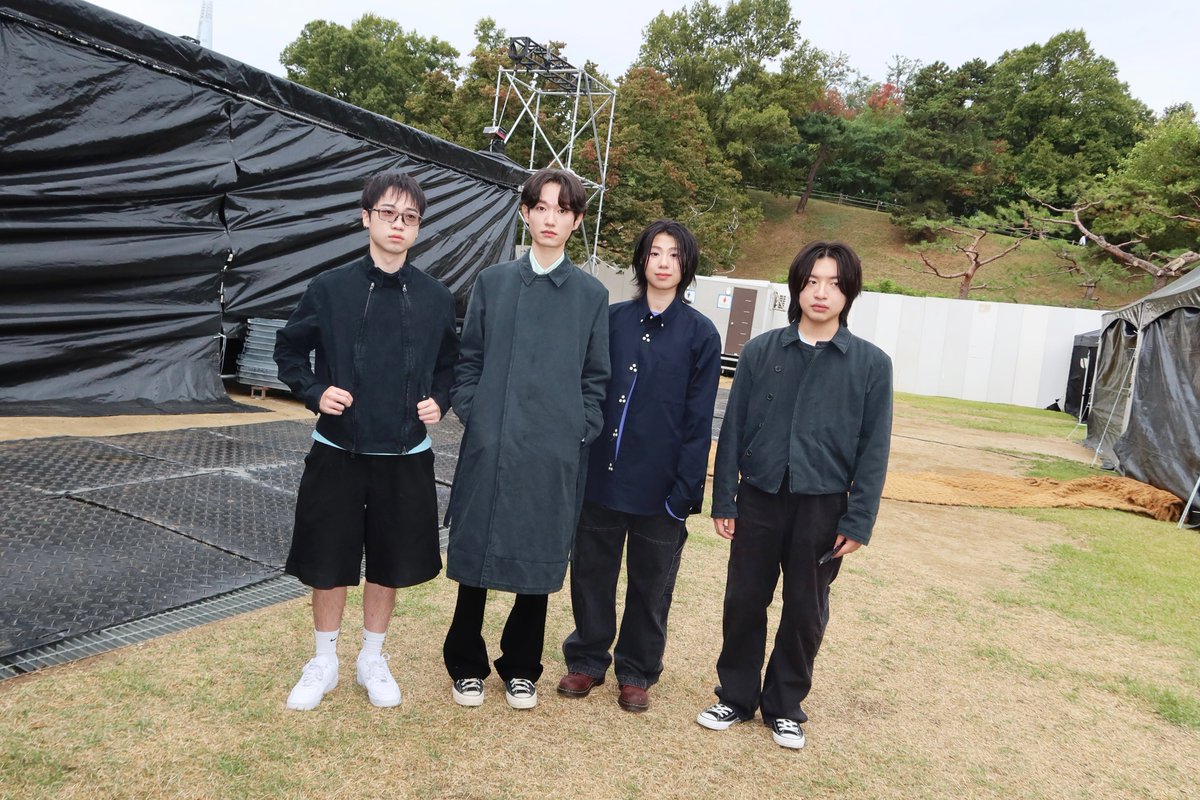 band_sanbo's tweet photo. 가을엔 GMF! 그리고 산보도!
감사합니다! 다음에 또 만나요!
(멀리써 와주신분들께도 감사를!)

SETLIST
01.약한마음 
02.고상
03.멀리써 (bright #15)
04.저기요
05.와부와부

#산보 #Sanbo
#GrandMintFestival
#그랜드민트페스티벌 https://t.co/OaLLeaV5ds