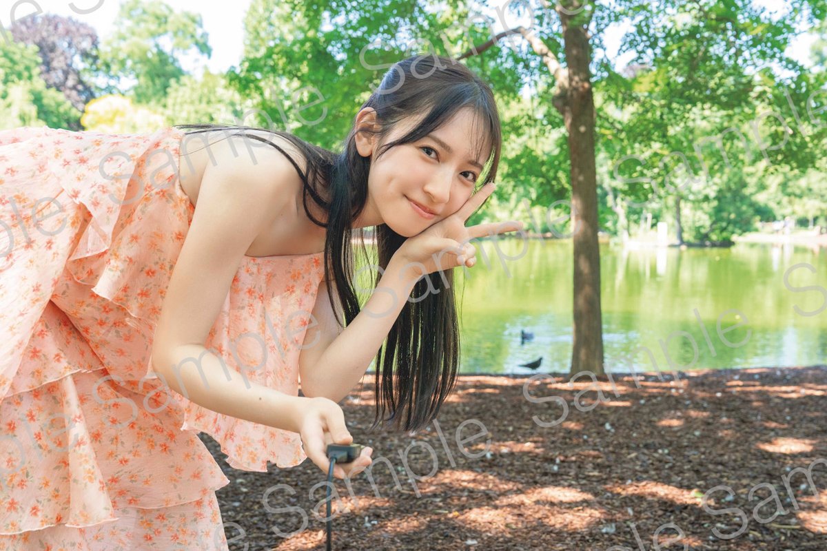 miku_2ndbook's tweet photo. 10月20日（火）20時頃〜
#金村美玖2nd写真集_機微　発売記念YouTube生配信
「金村美玖とハロウィンパーティ」

Sony Music Shopでの通常版ご購入で
・折り目なしポスター
・動画QRコードつきミニ色紙
はこちら🎁✨

当日は「日向坂ちゃんねる」へ🍣🍣🍣
▶︎https://t.co/WGDayI9nG6

#金村美玖 https://t.co/w1WPeZLUhX