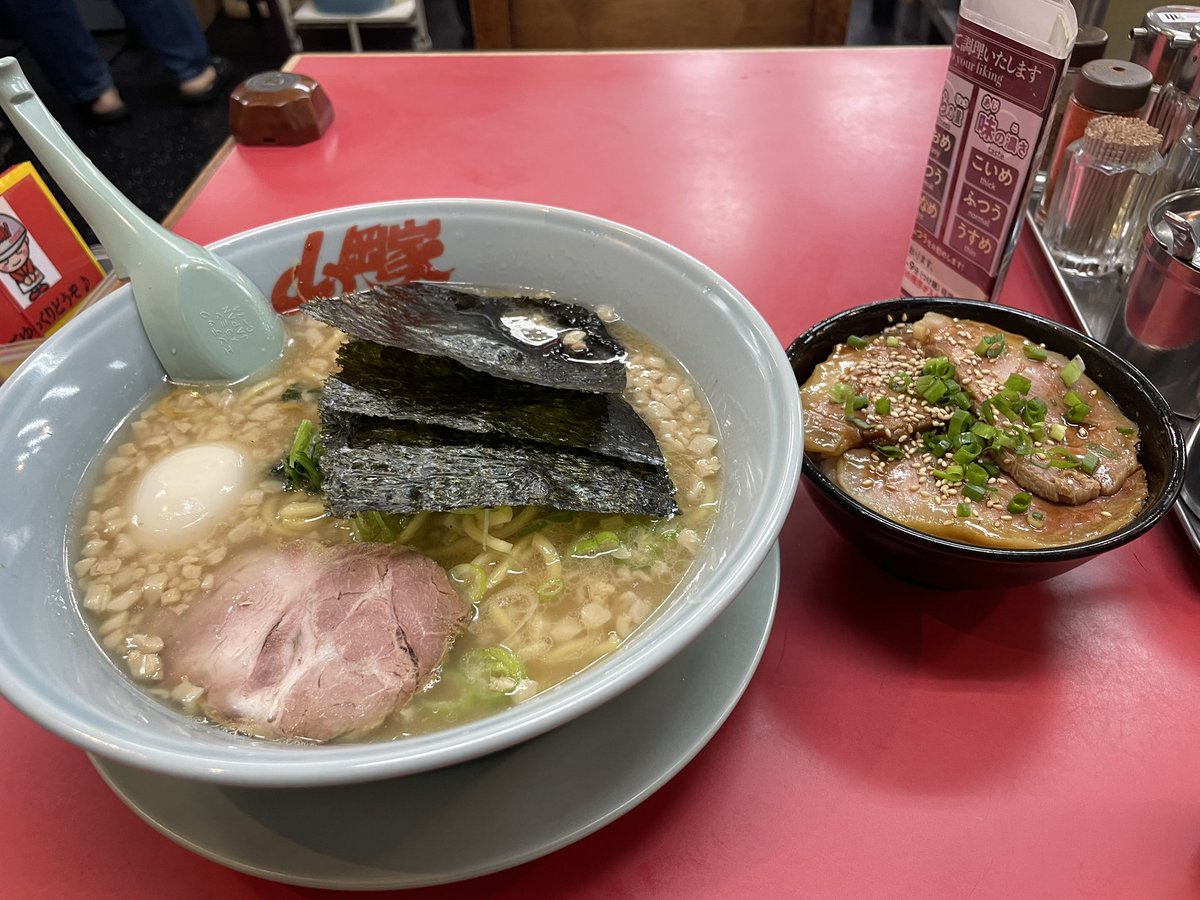 yutaka11241's tweet photo. サウナで塩無くなったからラーメン https://t.co/zCpOHHpyvB