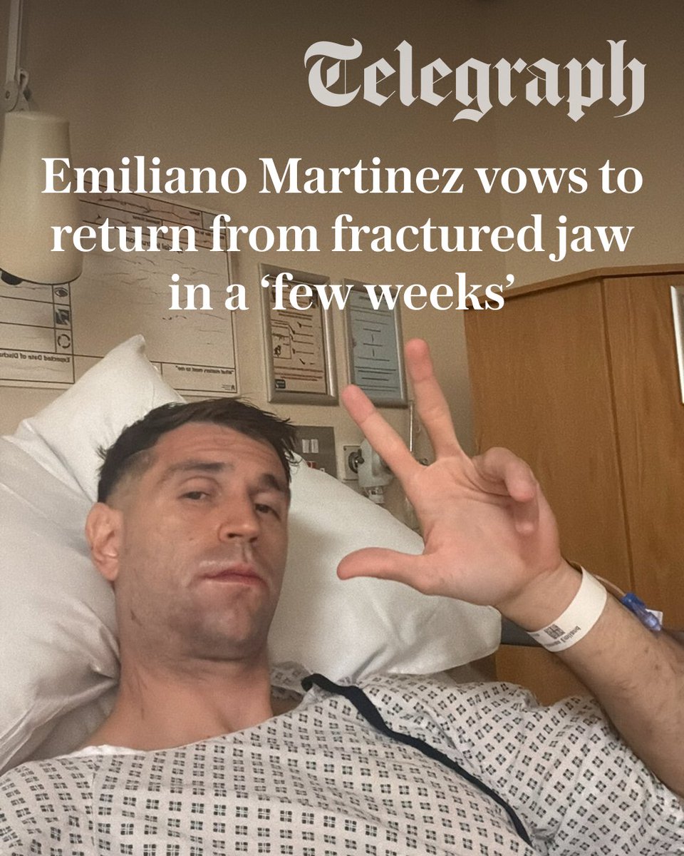 TelegraphSport's tweet photo. 🗣️ Martinez: “Thank you for all the messages, the operation went well. We’ll be back in a few weeks.”

Chelsea confirm that goalkeeper Emi Martinez underwent successful surgery on a fractured jaw sustained during Saturday's win over Everton.

🔗 https://t.co/FqoWRirmAA https://t.co/hg0nEjEcGQ