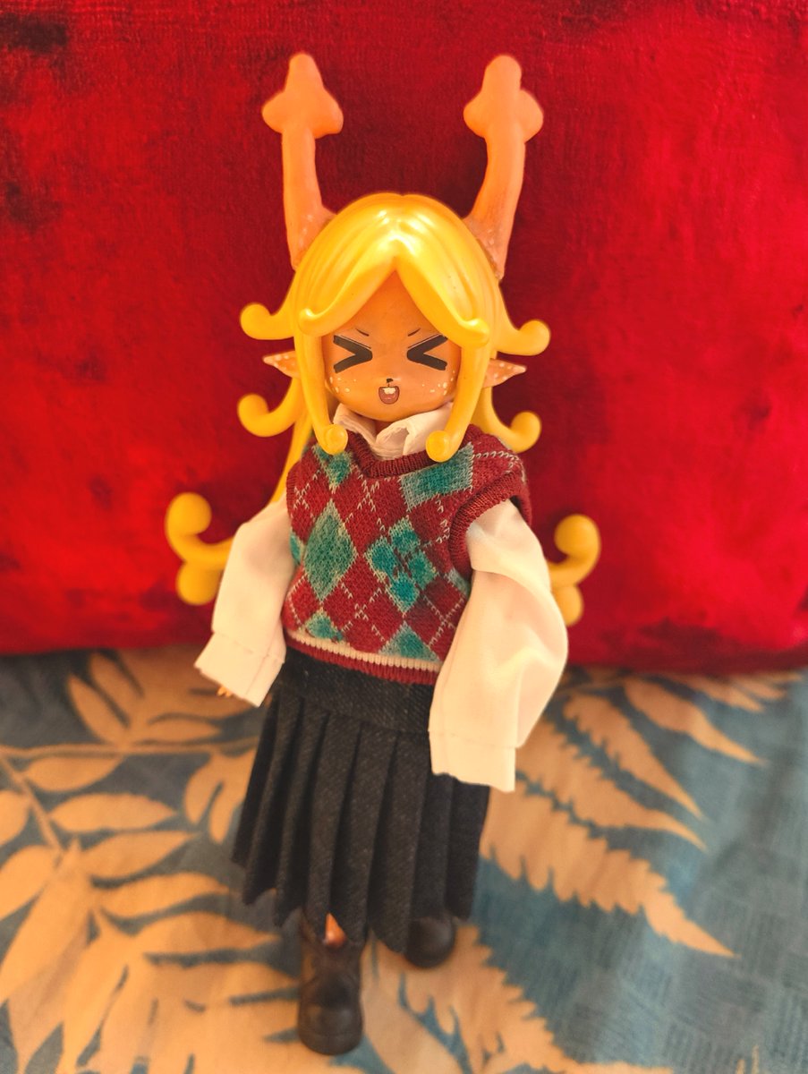 ALEXpixate's tweet photo. made a noelle doll too! https://t.co/bfnujYlX4A
