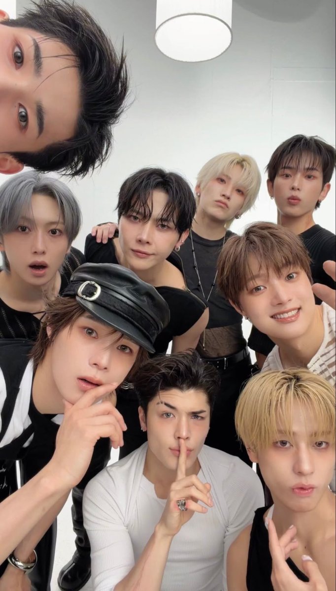 y_fj0488's tweet photo. 協力！！！！👍❤️‍🔥
お気に入りの写真を添えて、、、

I vote  #andTEAM for Fan’s Choice Male at #2026MAMAVOTE https://t.co/Cb5hxB7FbS