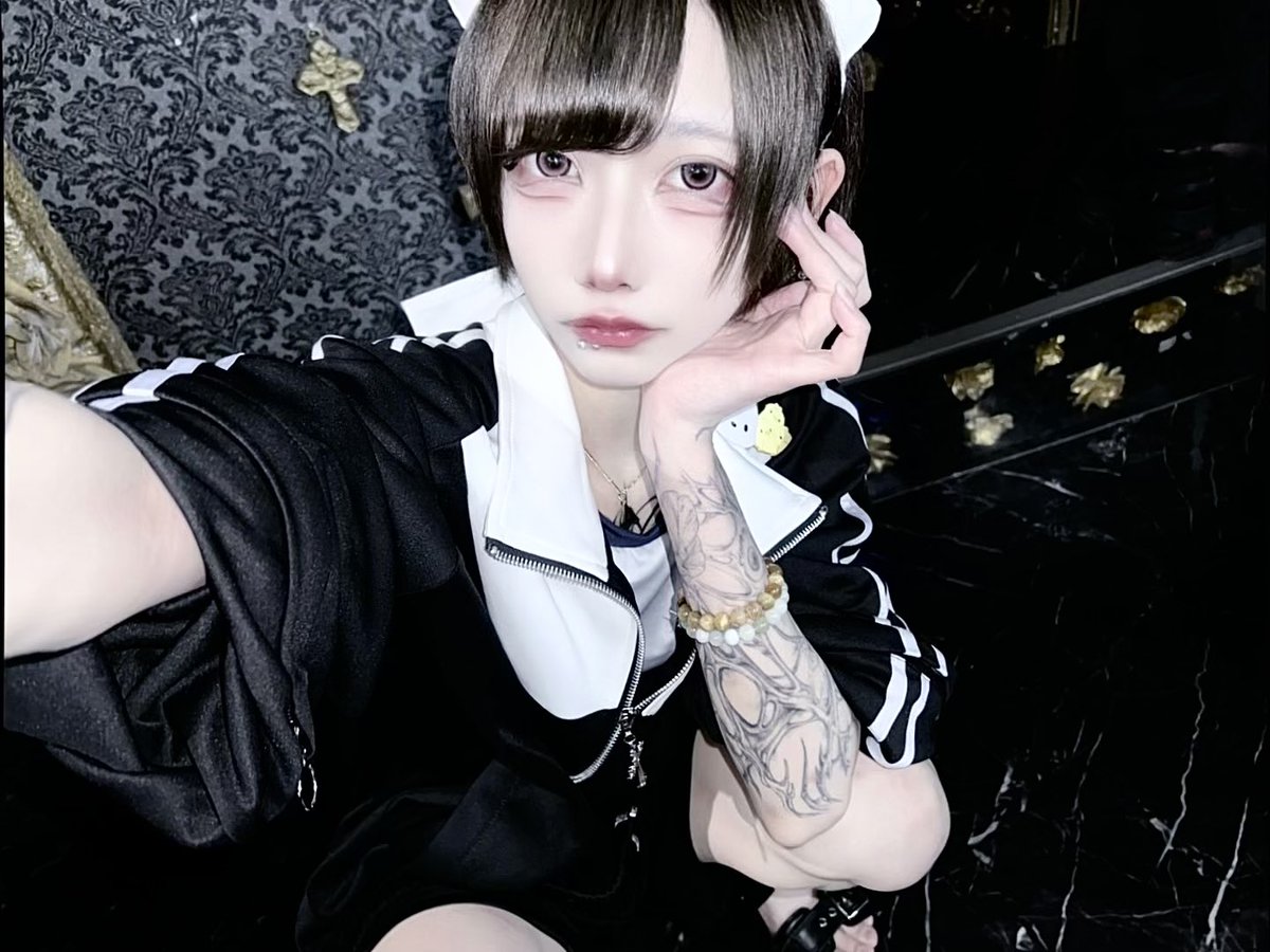 Y_0y0_xx's tweet photo. 明日から月曜だね。 https://t.co/8ZC0Q6HUqz