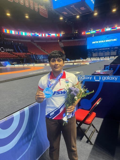 ashishsood_bjp's tweet photo. A Silver Triumph, A Moment of National Pride! 🇮🇳

Heartiest congratulations to Amruta Pujari on clinching silver in the women’s 72 kg category at the U-23 World Wrestling Championships in Las Vegas.

Her grit and determination have brought glory to the Tricolour. Wishing her many more victories ahead! 

@NitinNabin 
@blsanthosh