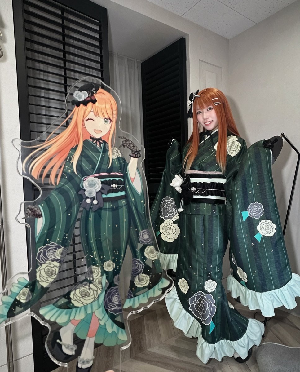 yachichi0109's tweet photo. 今日は主催で晴れ着大型で清夏してきた💚衣装めっちゃ頑張ったからみてみて〜🥰
念願のアクスタとツーショットも撮れた✌️嬉しい〜！
みんな華やかで可愛くてめっちゃ楽しかったな‼️参加してくれたみんなありがと〜♡

#1018初星おせち併せ https://t.co/ACMukmomRV