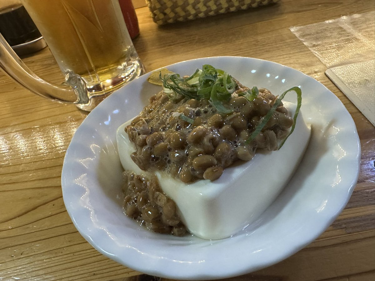KBY4KBY4's tweet photo. 一律価格！キムチと納豆に匹敵する『冷』部分を解明するため我々調査隊はアマゾンの奥地へと向かった…！ https://t.co/UlkzIsWZ0I