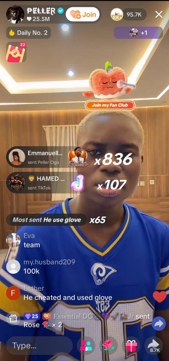 Hubofstories's tweet photo. Peller causally pulls 97 thousand people on livestream; no announcement, no bot views. 

Peller is in a league of his own when it comes to livestreaming on all social media platforms. 

The best doesn't need to struggle or beg for views because he is the Trend himself. https://t.co/Bt9eSievvX