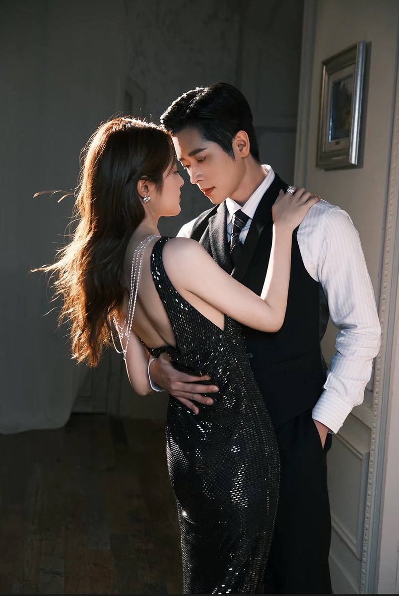 soyyfaa's tweet photo. ตอนจบฉันขอหวานๆแบบนี้เด้อ

#TheLamentofAutumn #ลำนำสารทฤดู
#ChengLei #XuRuohan https://t.co/ao7GeVZ3hK