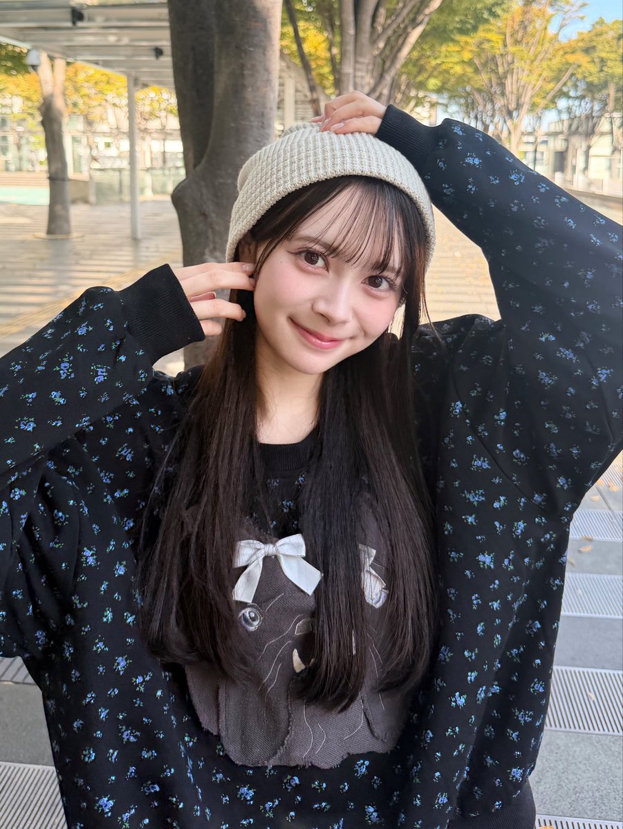momoka_ito1206's tweet photo. ニット帽の季節だね🧶 https://t.co/lSVFwA2aNK