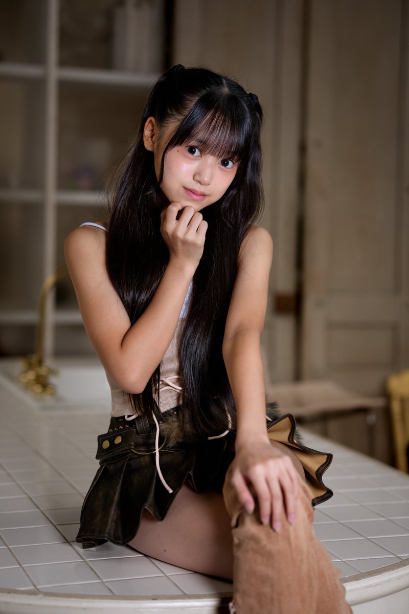 urraco1974's tweet photo. ロングブーツの少女🤍

2026.9.20.
STUDIO エコロSKY
アイゲキ×TIP撮影会

#渚ここな(JS6)
#ダブルK(from #天神娘)
#渚で一番かわいいガール 
@m_kokona_0909 https://t.co/sjrSXsOaQX