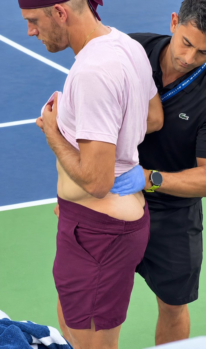 OscarCinespain's tweet photo. Davidovich hace historia ganando en Shanghai, único masters 1000 que no había ganado un español. Se cepilla al n⁰1 y a la sensación Jodar. Encadena 2 torneos consecutivos. Se lleva también el premio al culazo de la ATP
#Laapistadeltenis
#RolexShanghaiMasters https://t.co/wWt6keR0ot