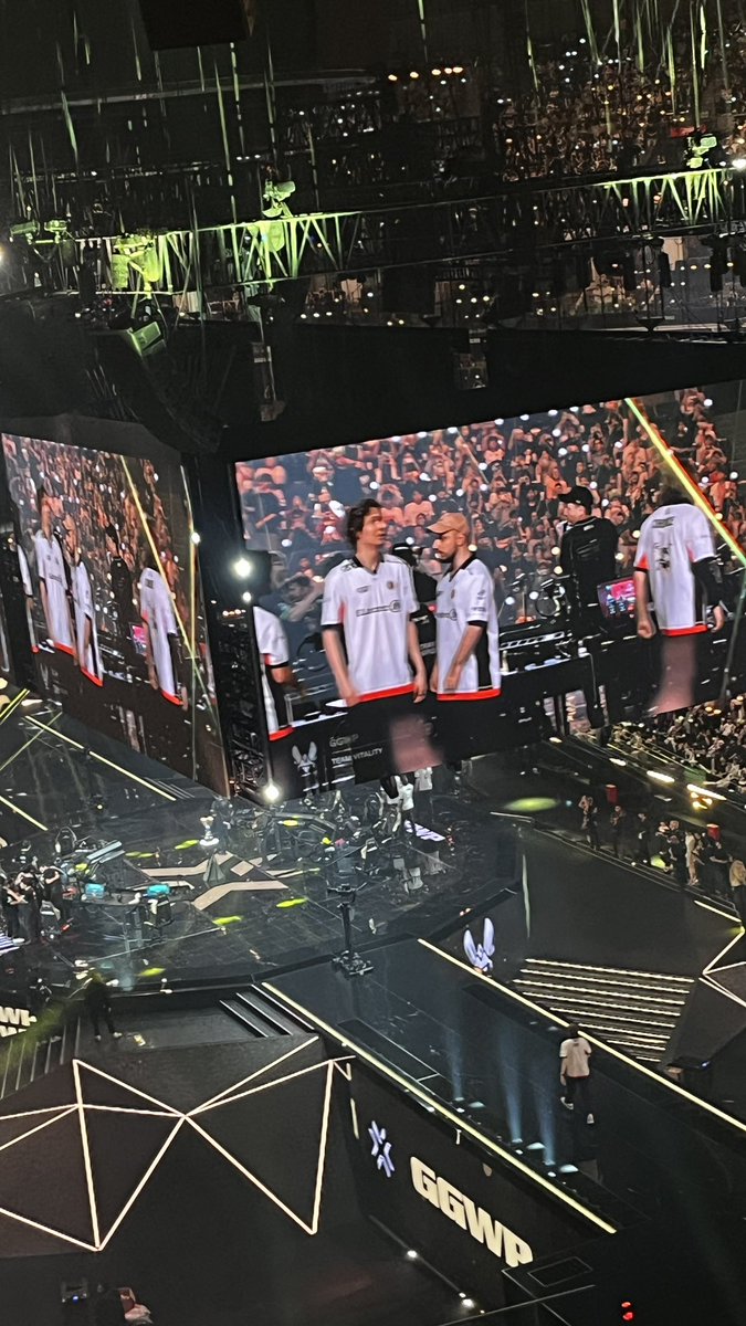 longys513205's tweet photo. thank u guys all of this year ur my goat forever
#Vitality https://t.co/izppIs3xmx