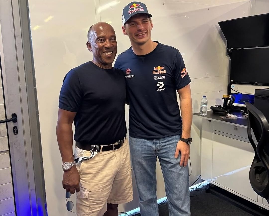 formularacers_'s tweet photo. 📸 | Anthony Hamilton visited Max Verstappen at Portimao during the GT3 event. https://t.co/WM7HgbWsom