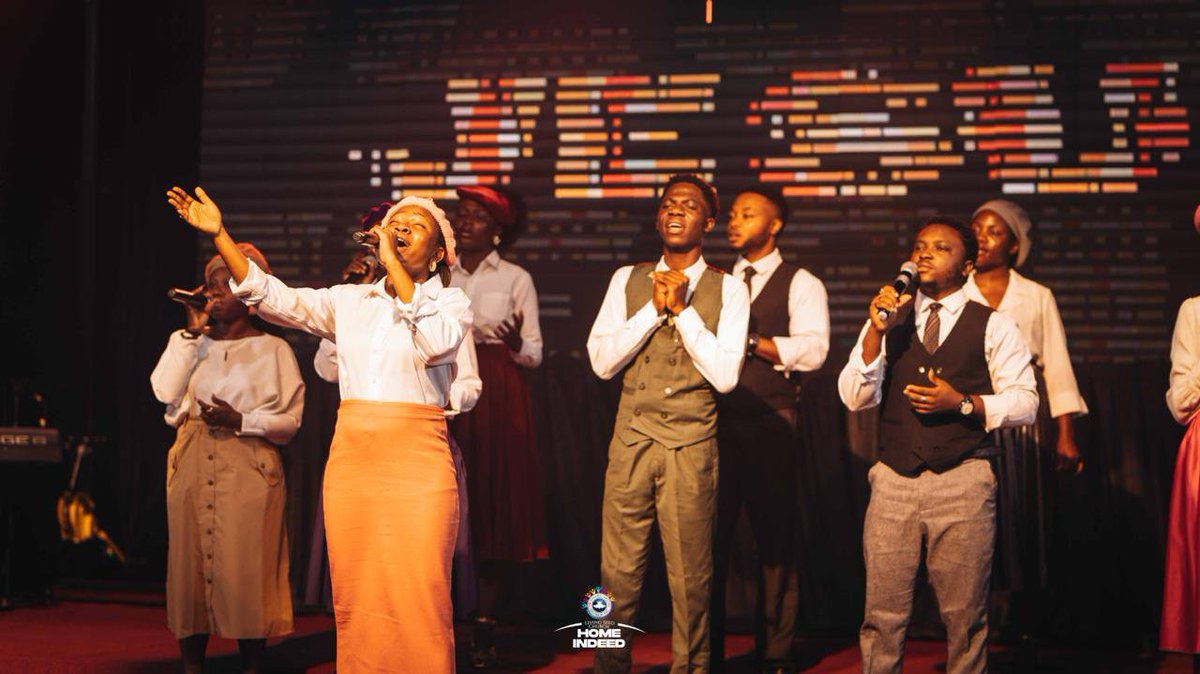rccglsc_'s tweet photo. SOP led us in a powerful ministration, lifting a heartfelt cry to God:
βO God, hear the cry of Your people. As we call upon Your name, pour out Your mercy as we pray.β
#rccglsc #teamard #lscat10 #sundayservice #reflectingtheglorioushope https://t.co/TyhMDFtjyy