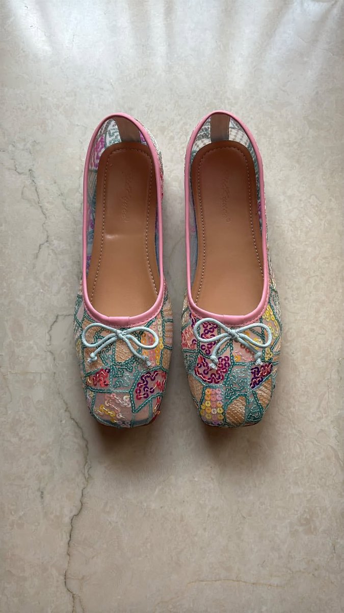 12millsaway's tweet photo. rekomendasi banget buat corporate girly biar outfitnya makin cantik🌸

beli disiniii https://t.co/lSxSSfXsMk https://t.co/dcFZBZufX2