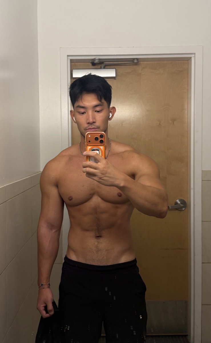 ericeastxxx's tweet photo. https://t.co/m6WNqCvTJY