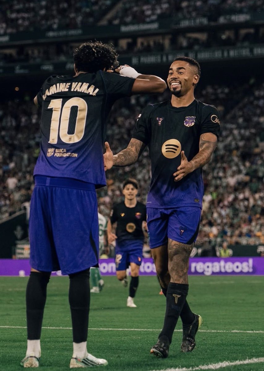 GabrielxJesus9's tweet photo. The wonder kid.😄🌟 https://t.co/l3sNat1Zlx