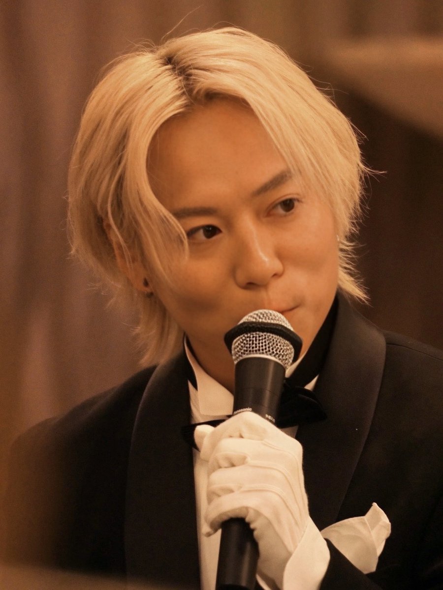 ern_bitky0708's tweet photo. 26.10.17 Dinner Show 2026
📍KKRホテル熊本

タキシード🤵姿みて
食べ損ねた映画のビーフシチュー食べて
お酒飲んで
大好きな歌声たくさん浴びて
贅沢な時間♡

#杉本琢弥 #熊本の彼氏 https://t.co/vL3U0bDej7